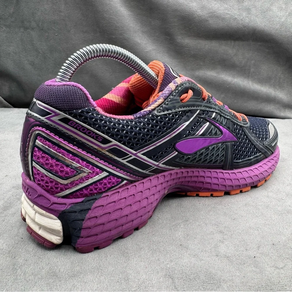 Brooks Adrenaline GTS 15 Women’s Size‎ 9 Stability Running Sneakers